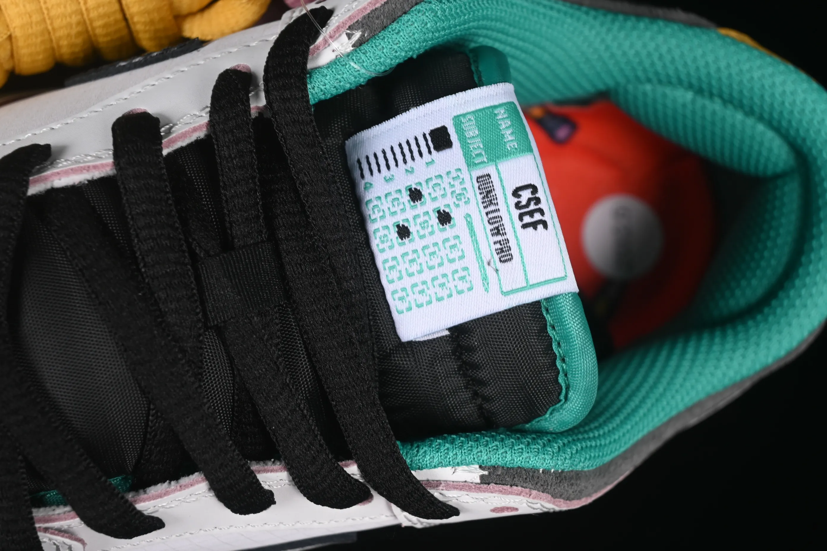 All Categories Nk SB Dunk Series Nk SB Dunk Low Low-top sneakers CSEF x Nike SB Dunk Low Education Foundation co-branded low-top casual sneakers HJ4132-100